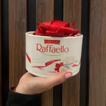 Конфеты &laquo;Raffaello&raquo; 100 г. от интернет-магазина «Амариллис» в Нижнекамске